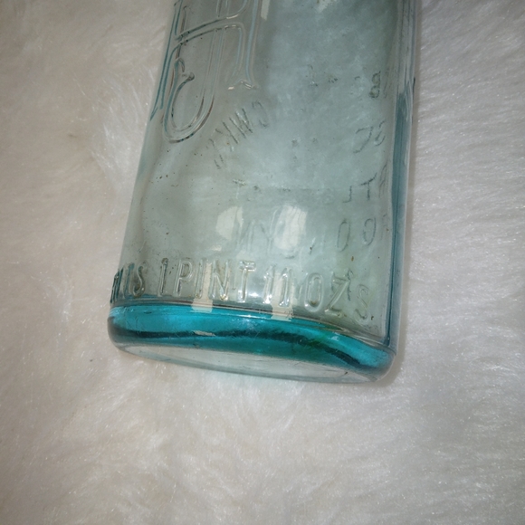 VINTAGE Jacobs Bottling Wrks 30-33 Bartlett St Brooklyn, NY 1 pint 11 punces - Picture 4 of 7